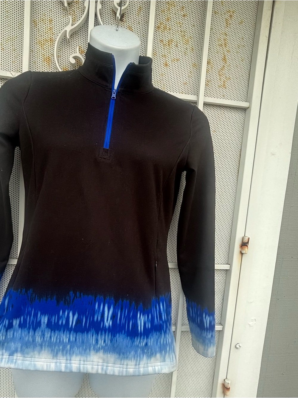 Talbots Active M petite SPF 50+ 1/4 Zip Thumb Hole Stretch Pullover Top